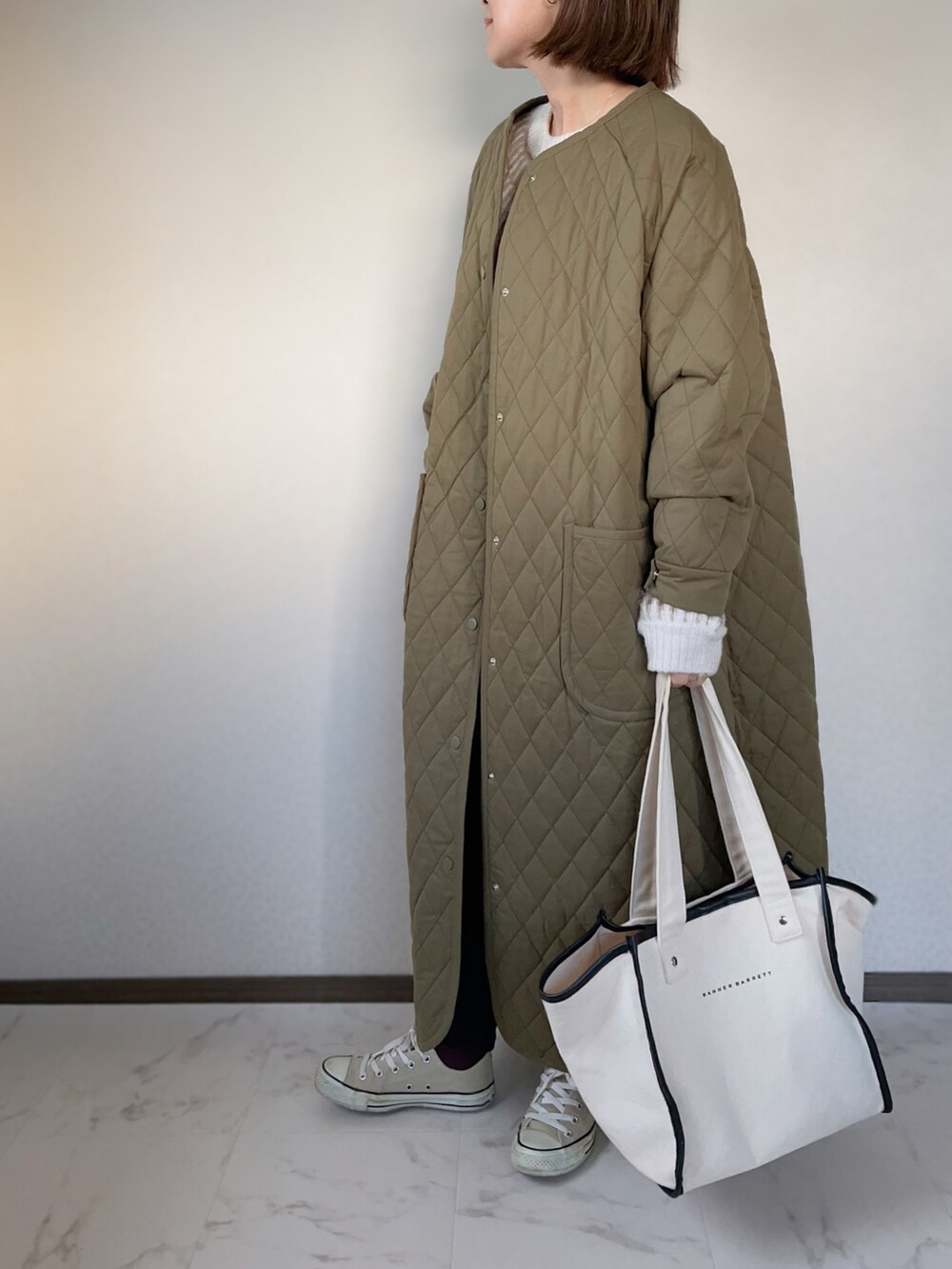 「コンバース、Banner Barrett、休日コーデ、ノルディック柄、キルティングコート、corners、リブラ、コーナーズ、Libra Cue、グリーン」｜「Libra Cueの2020/AW キルティングロングコート（ノーカラーコート、グリーン系）」を使った、uaさん（レディース・153cm）の秋コーディネートの3枚目の写真