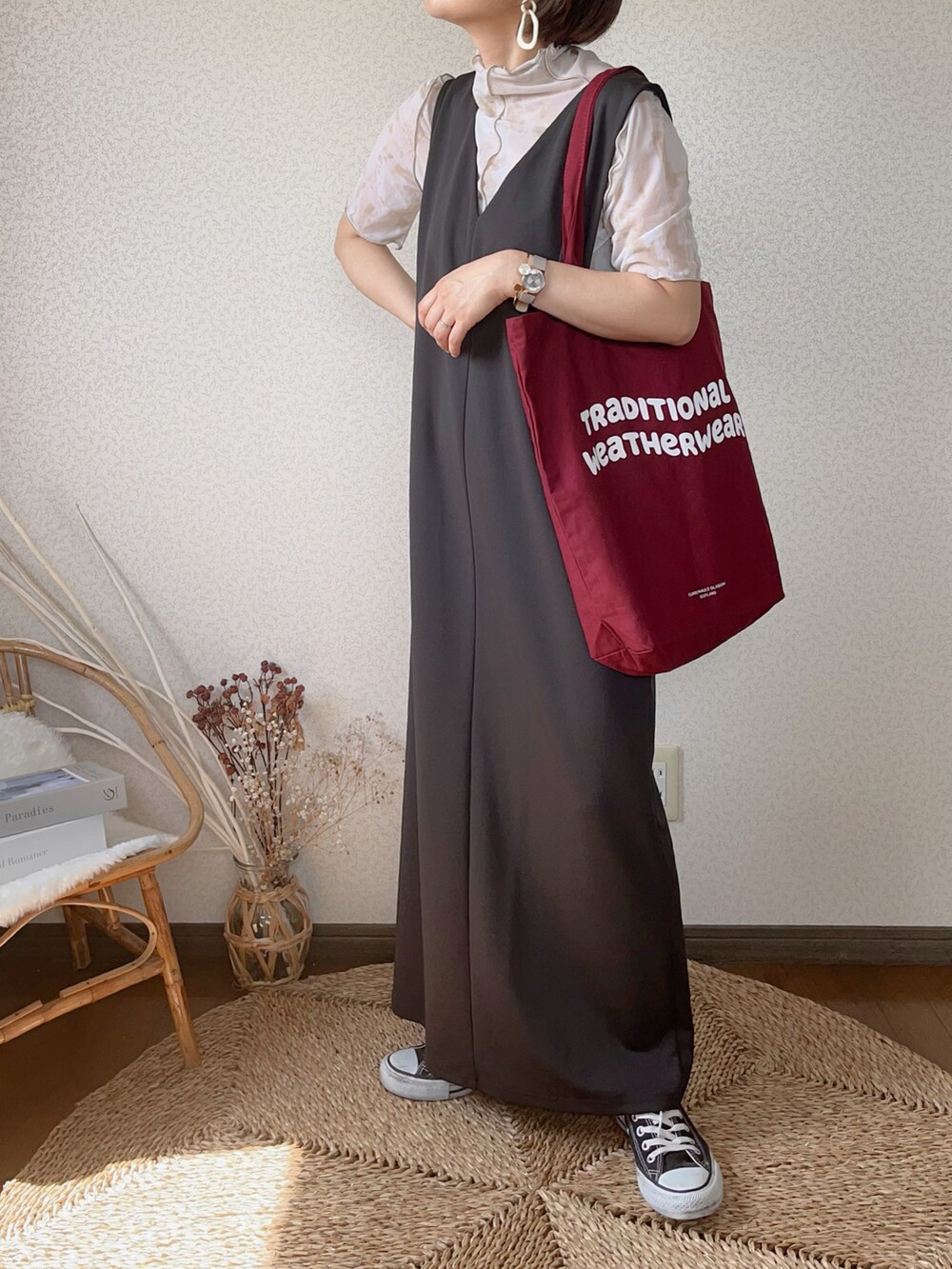 「アプレトロ、apretro、アンジーヴィンテージ、ANGIE VINTAGE、Traditional Weatherwear、キルティングジャケット、ジャンパースカート」|「Traditional WeatherwearのARKLEY(ノーカラージャケット、ブラック系)」を使った、uaさん(レディース・154cm)の秋コーディネートの2枚目の写真