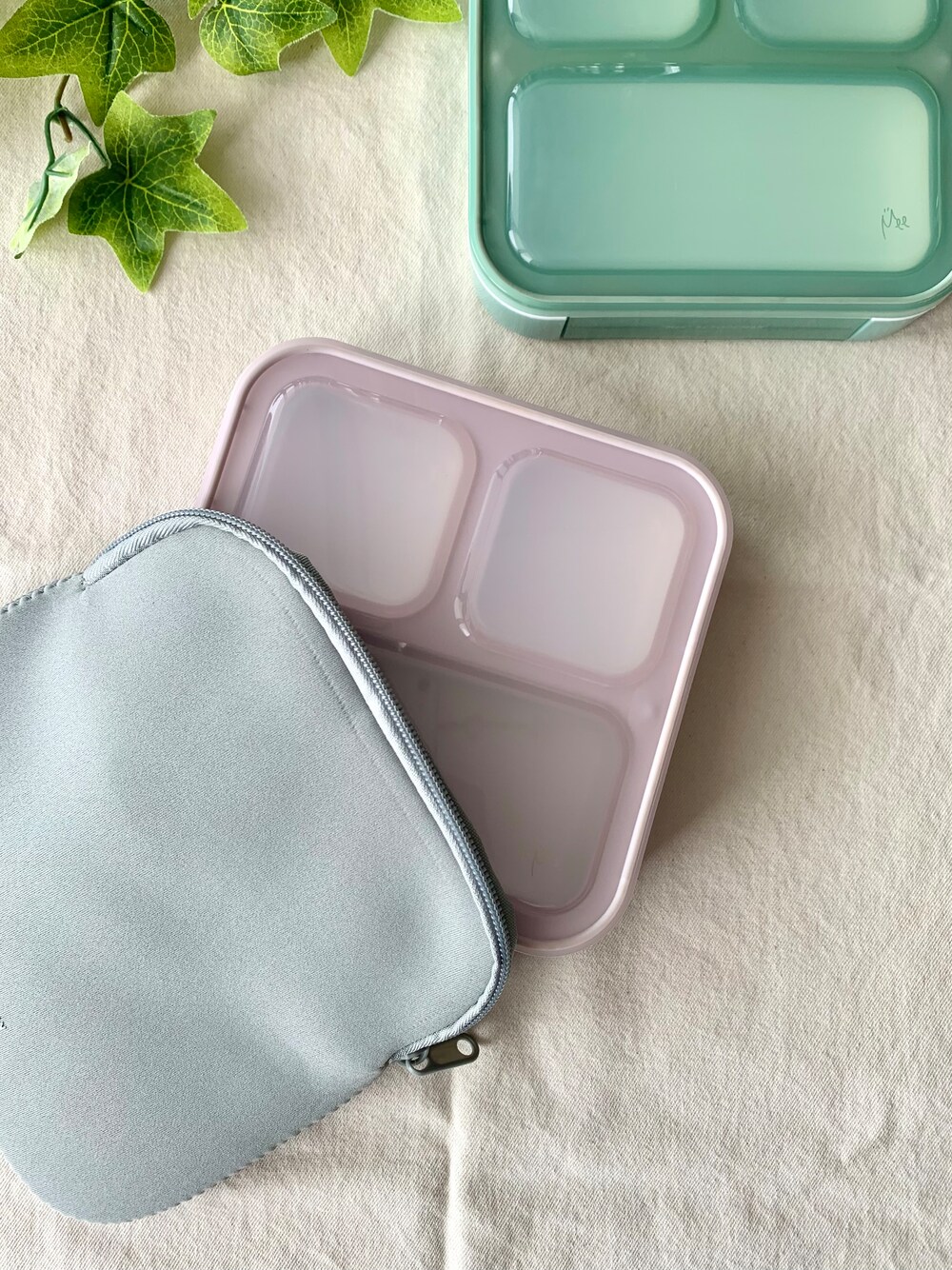 その他のお弁当箱、その他のお弁当箱、その他のお弁当箱を着用したレディースの春コーディネートの8枚目の写真