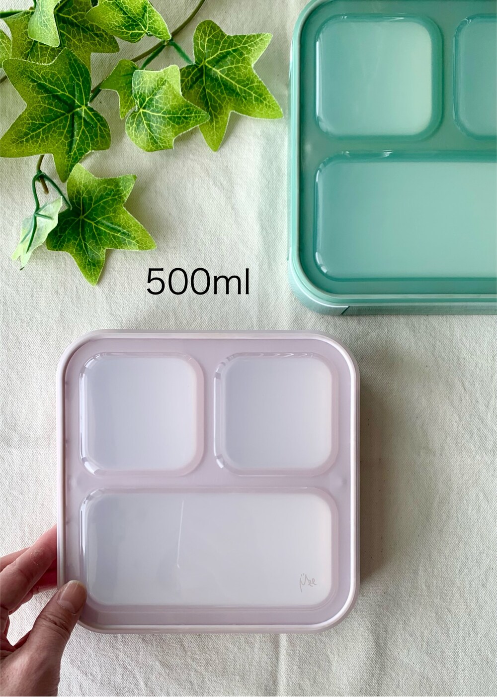 その他のお弁当箱、その他のお弁当箱、その他のお弁当箱を着用したレディースの春コーディネートの6枚目の写真