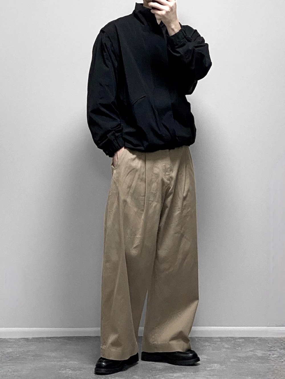 gakuさんの「〔MUJI Labo〕汚れが落ちやすい吸汗速乾クルーネック半袖Ｔシャツ（無印良品）」を使ったコーディネートの2枚目の写真