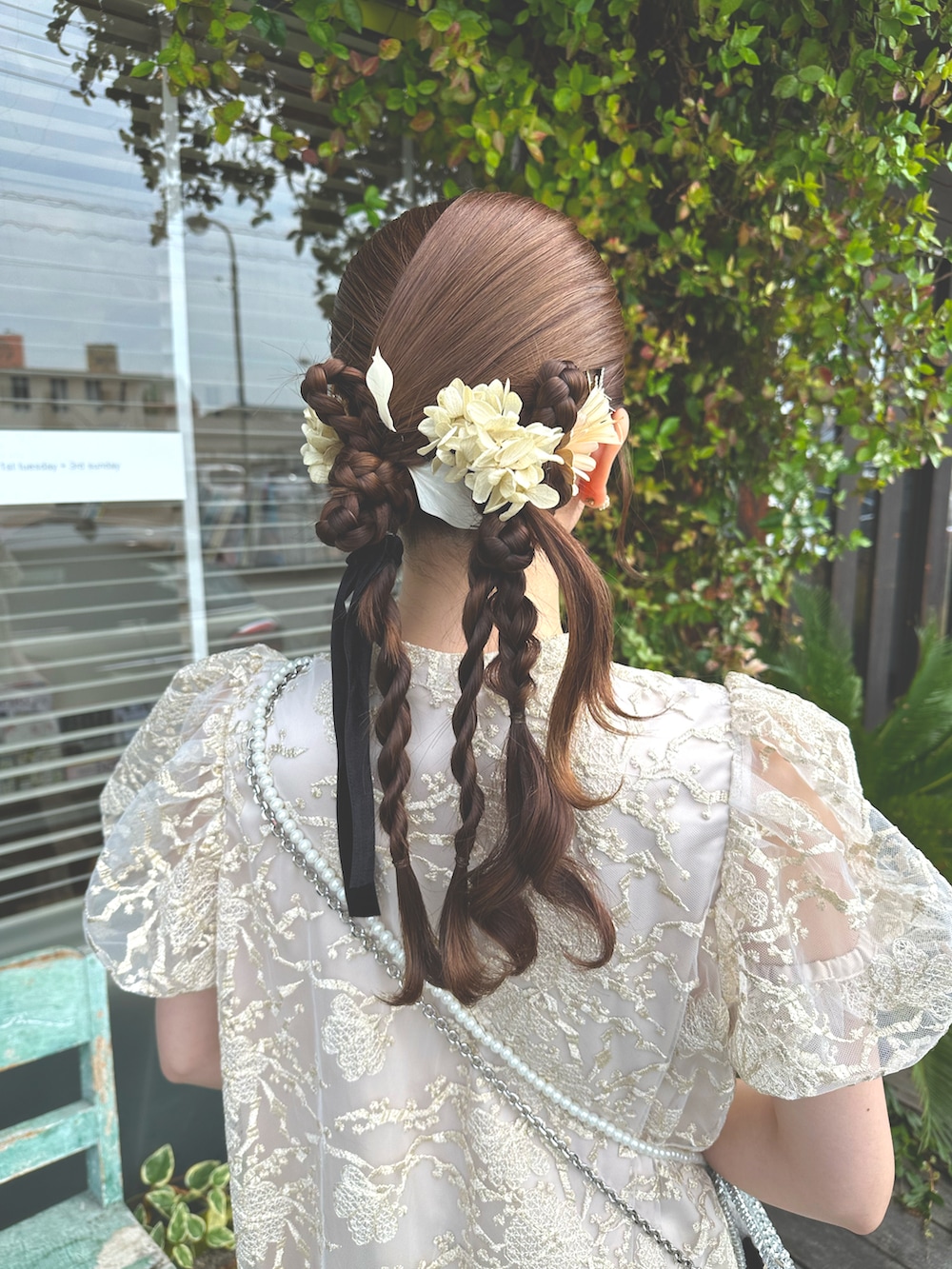 「きれいめコーディネート、結婚式お呼ばれ、結婚式 ワンピース、結婚式、結婚式ヘア」｜「ackaのアイテム（ドレス、ベージュ系）」を使った、mikaさん（レディース・157cm）の秋コーディネートの2枚目の写真