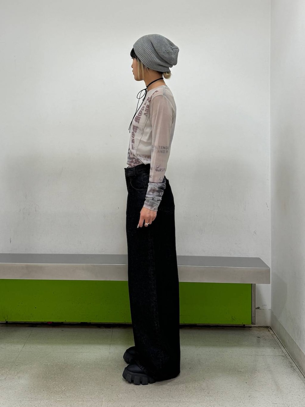 「低身長、JEANASIS」｜「JEANASISのコラージュシアーパネルラインLS/151429（Tシャツ/カットソー、グレー系）」を使った、ミサ(JEANASiS)さん（レディース・155cm）の夏コーディネートの2枚目の写真