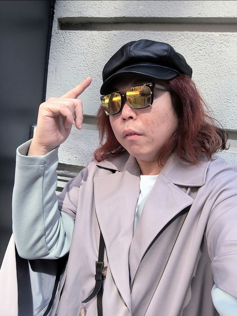 「Vivienne Westwoodのアイテム（レインシューズ、ブラック系）」を使った、Panda Ngさん（メンズ・180cm）の冬コーディネートの5枚目の写真