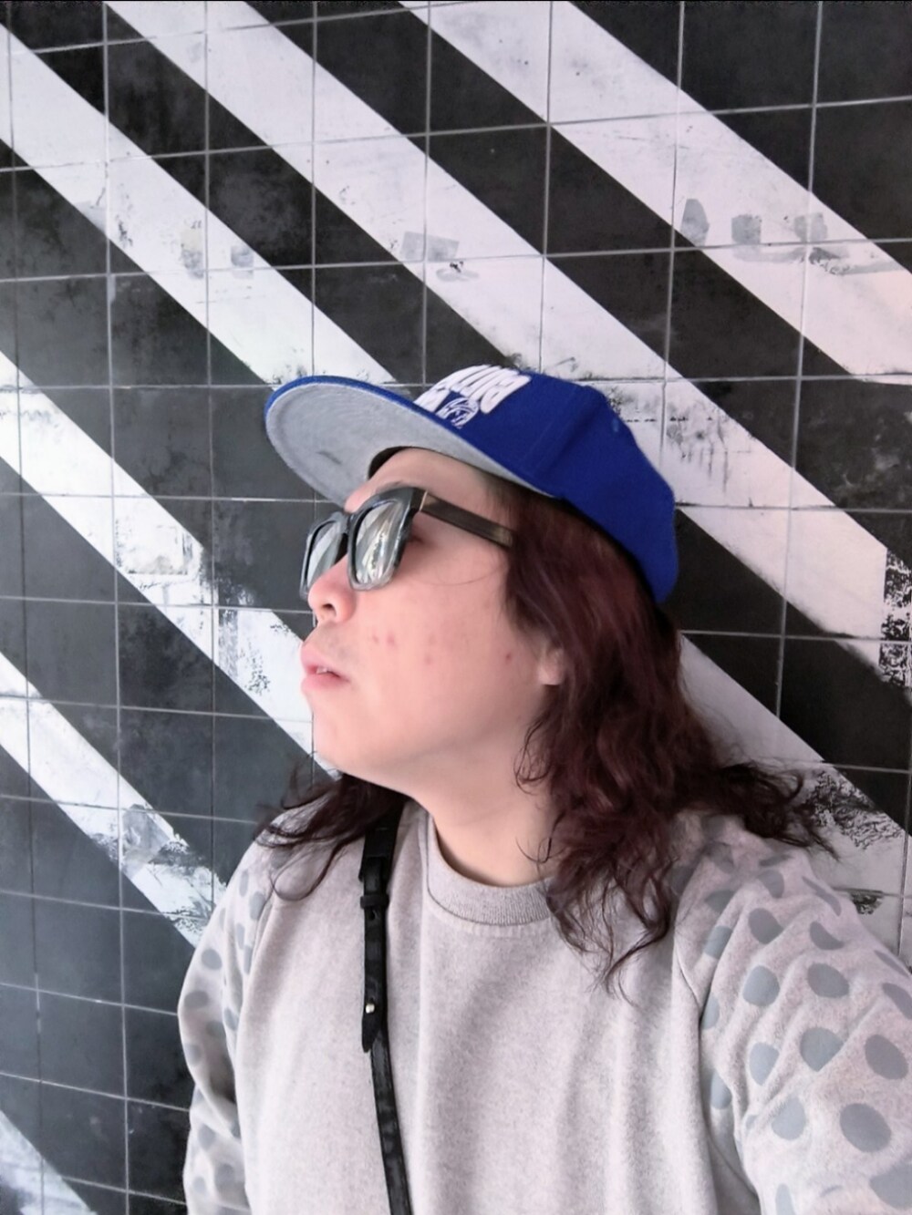 「BILLIONAIRE BOYS CLUBのアイテム（サンバイザー、ブルー系）」を使った、Panda Ngさん（メンズ・180cm）の冬コーディネートの5枚目の写真