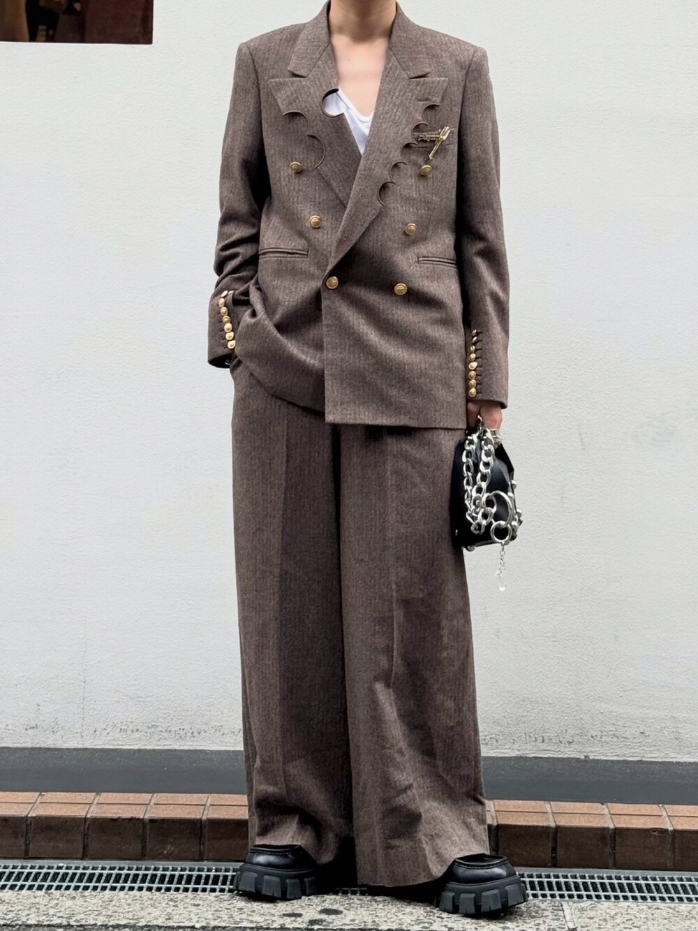 MASU】INITIAL WIDE TROUSERSを使ったメンズ人気ファッション