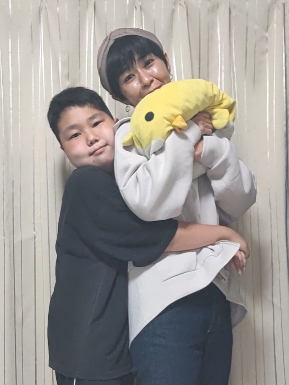「ハグフェス、親子、きれいめカジュアル、Tシャツ、パーカー、フリル、カチューシャ、キッズコーデ」｜「ぴよ🐣のアイテム（フィギュア、イエロー系）」を使った、kaoru0922さん（レディース・156cm）の春コーディネートの2枚目の写真