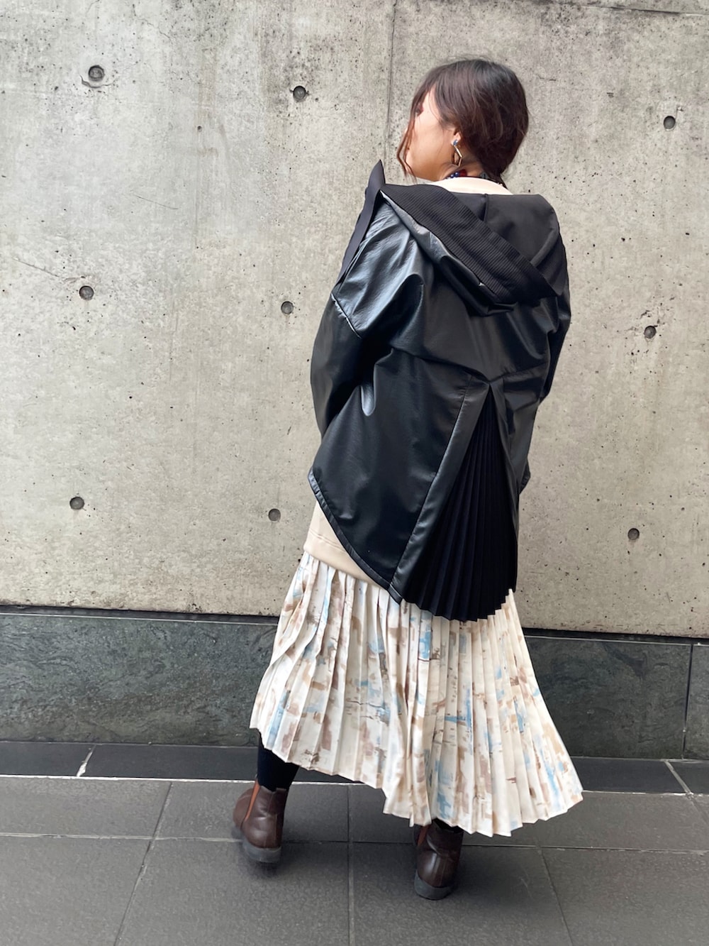 その他のスーツケース/キャリーバッグを着用したレディースの冬コーディネートの2枚目の写真