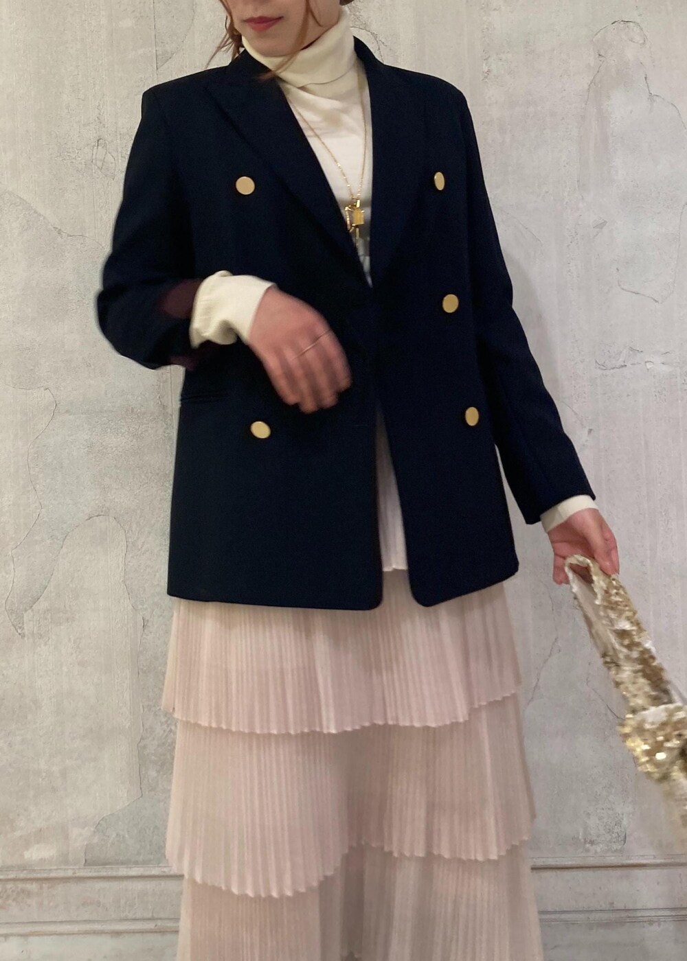 「モア、モアサロンエロペ、モア横浜高島屋、モア別注、moi別注、ジャケット、タートル、プリーツスカート、ロングブーツ、バッグ、秋コーデ、初冬コーデ、冬コーデ、お出かけコーデ、クリスマスコーデ」｜「ROPE'のBarbara boots(バーバラブーツ)（ブーツ、ブラック系）」を使った、sanaさん（レディース・160cm）の秋コーディネートの5枚目の写真