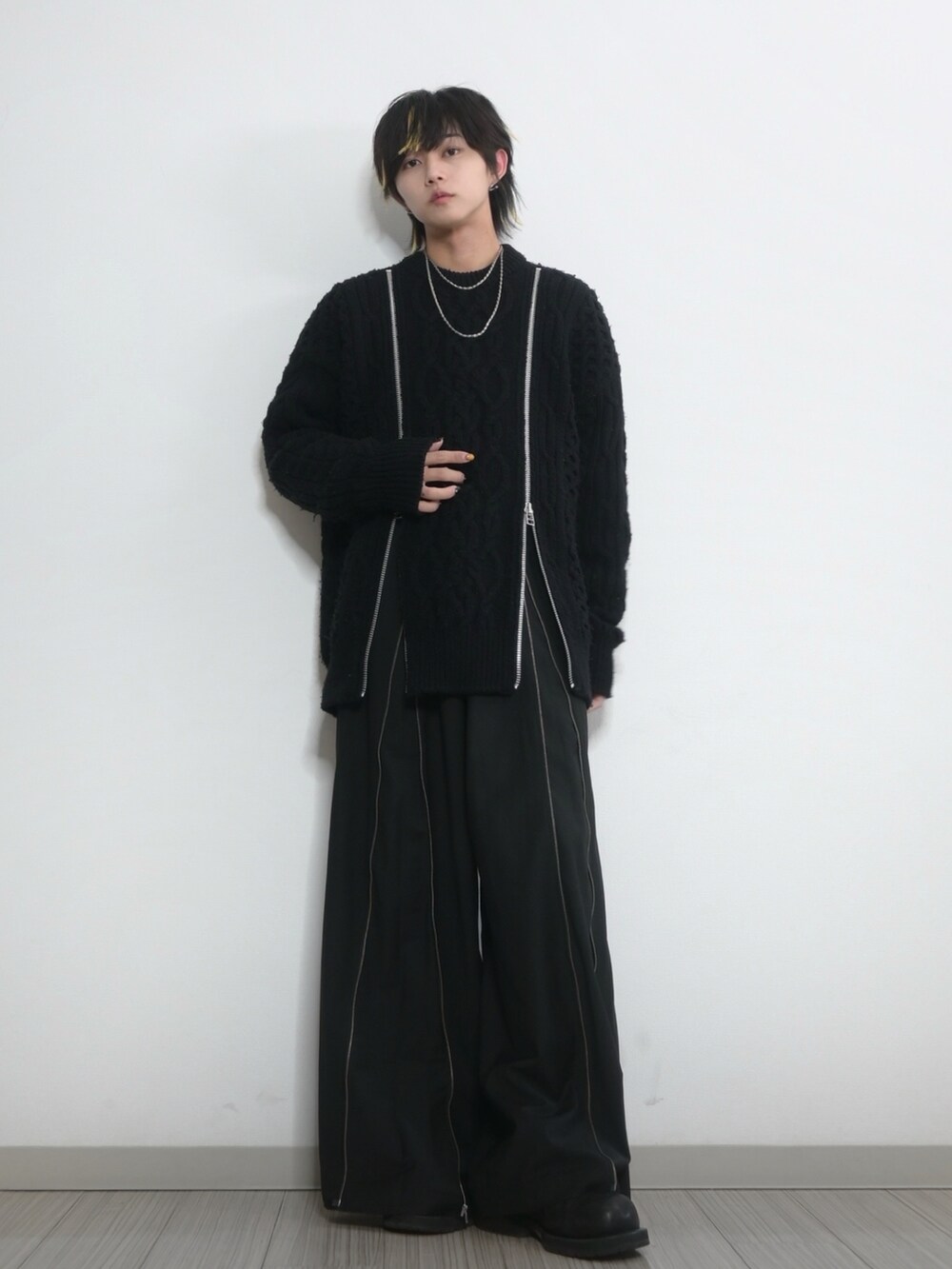 TAKATO｜JOHN LAWRENCE SULLIVANのニット/セーターを使った