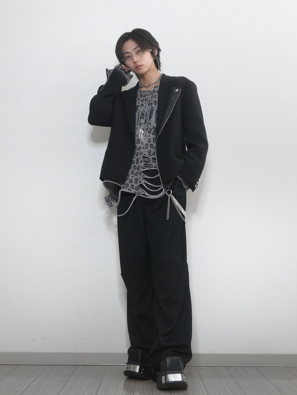 TAKATO｜GRANCYのテーラードジャケットを使ったコーディネート - WEAR