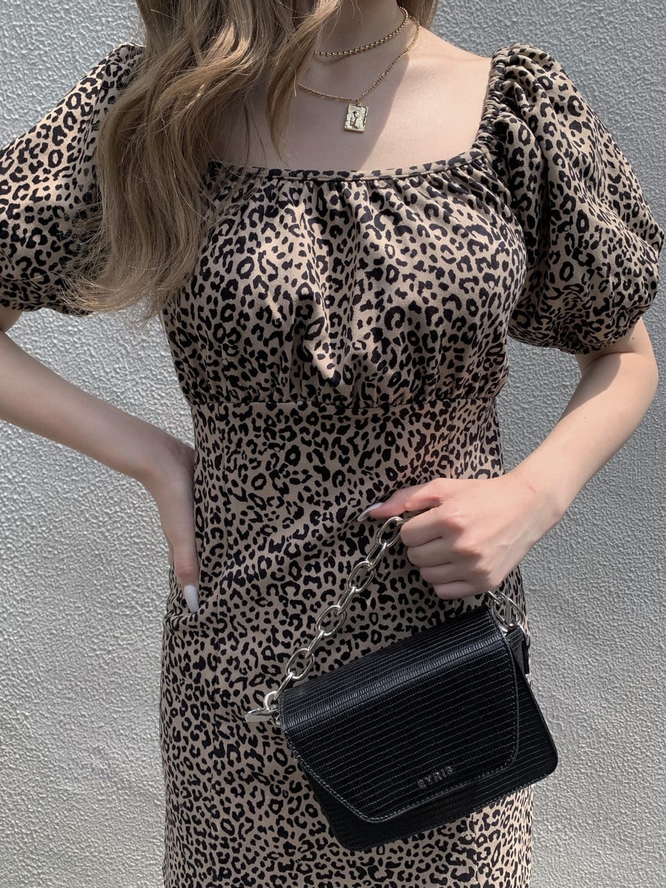 その他のワンピースを着用したレディースの夏コーディネートの3枚目の写真