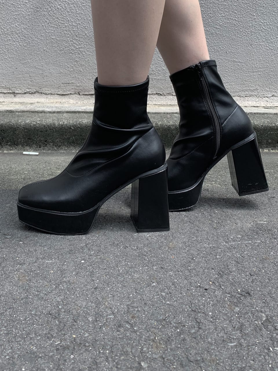 その他のワンピースを着用したレディースの夏コーディネートの4枚目の写真