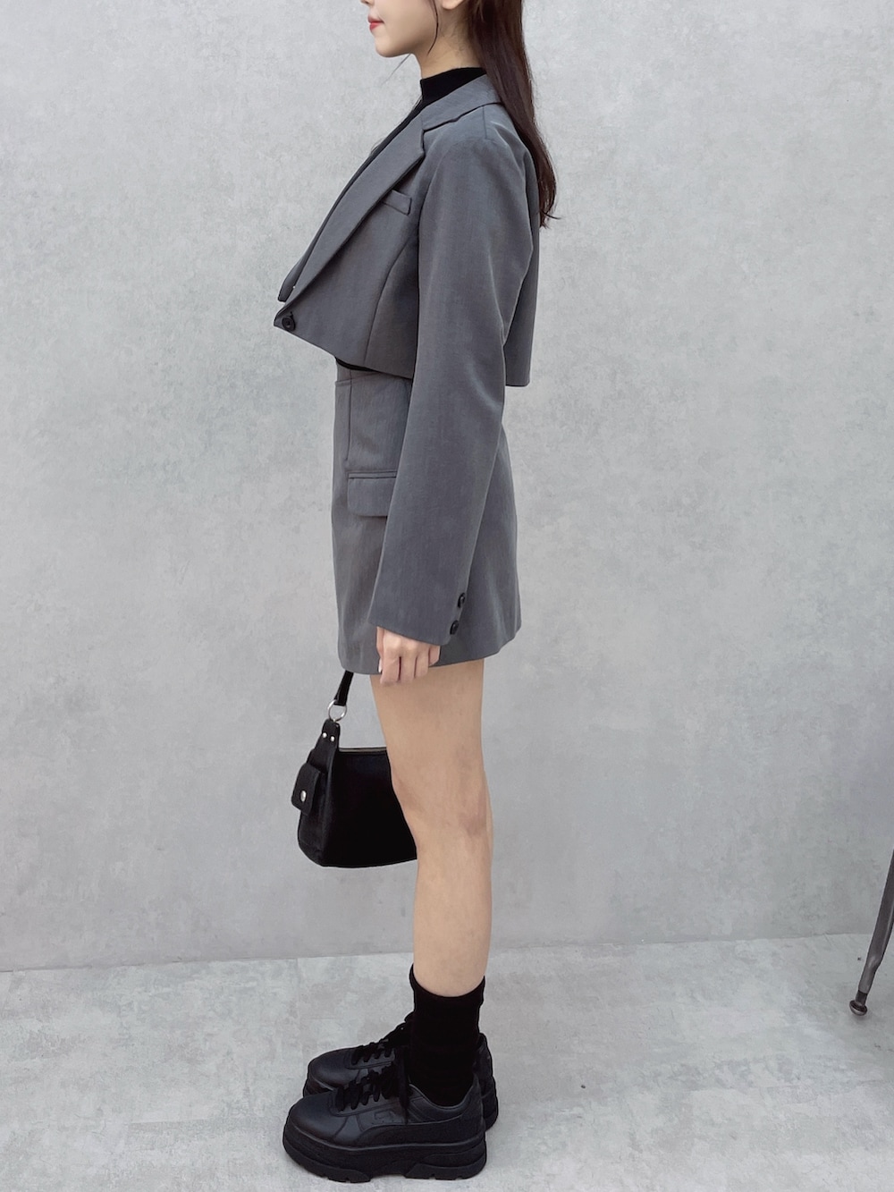 レディースの秋コーディネートの6枚目の写真