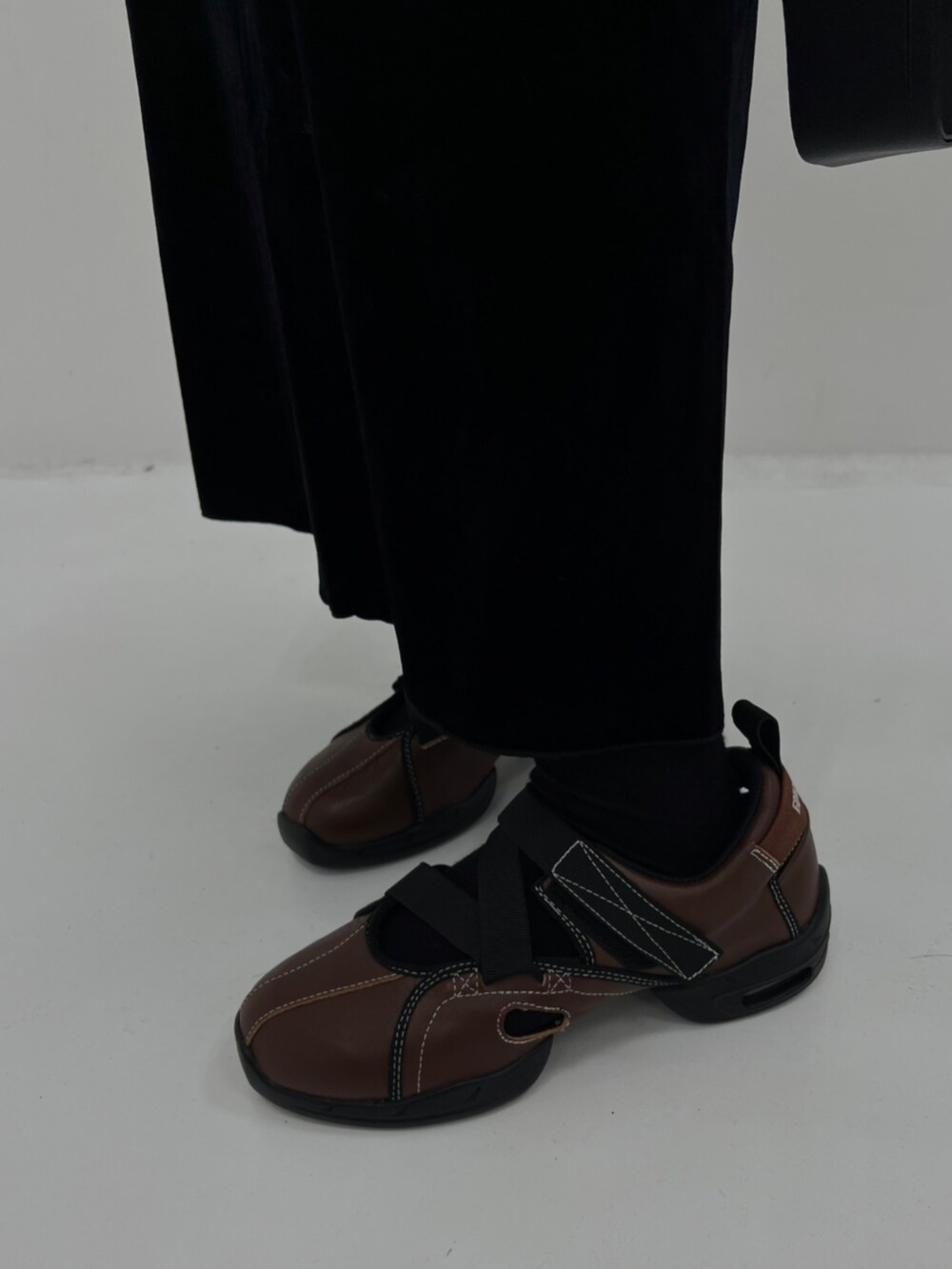 Foundry Mews/ファウンドリーミューズ】Britney shoesを使った人気