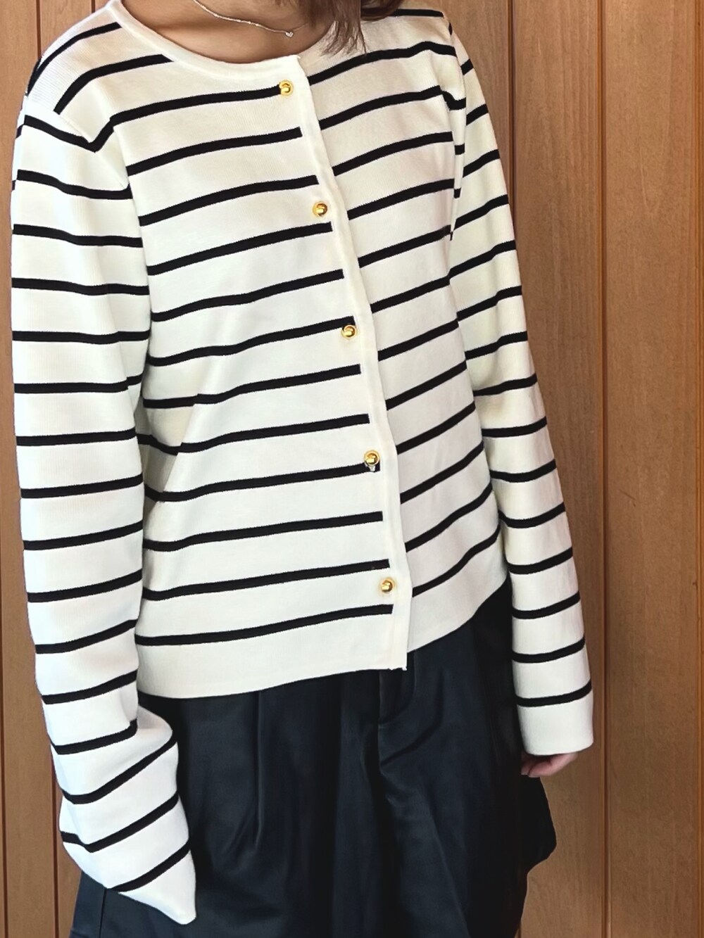 その他のニット/セーターを着用したレディースの秋コーディネートの3枚目の写真