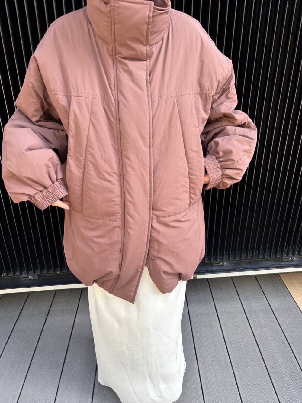 「きれいめ、高見え、カジュアル、ローリーズスタイル_LOWRYS FARM、大人女子カジュアル_LOWRYS FARM、モテ、大人カジュアル」｜「LOWRYS FARMのポインテッドミュール 287445（パンプス、ホワイト系）」を使った、futabaさん（レディース・160cm）の春コーディネートの3枚目の写真