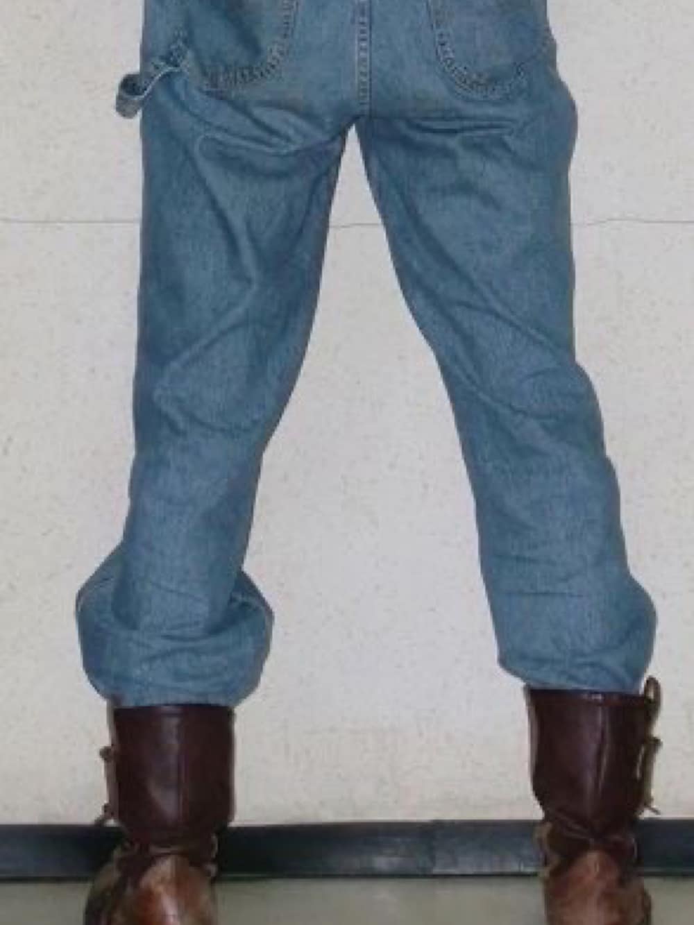 その他のサロペット/オーバーオールを着用したメンズの秋コーディネートの3枚目の写真