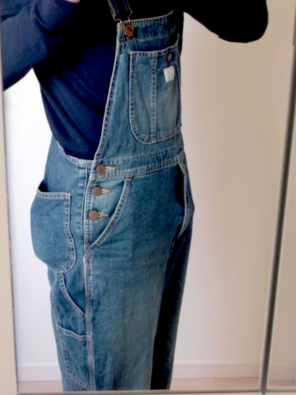 その他のサロペット/オーバーオールを着用したメンズの秋コーディネートの2枚目の写真