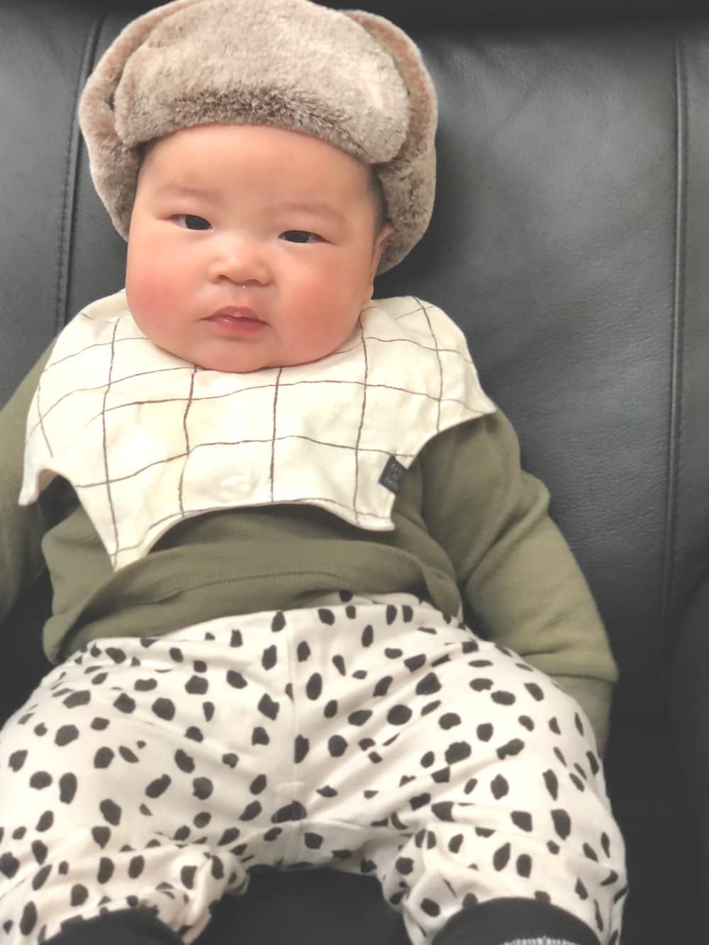 「フライトキャップ、男の子ベビー」｜「Birthdayのアイテム（キャップ、グリーン系）」を使った、natsuさん（キッズ・70cm）の冬コーディネートの2枚目の写真