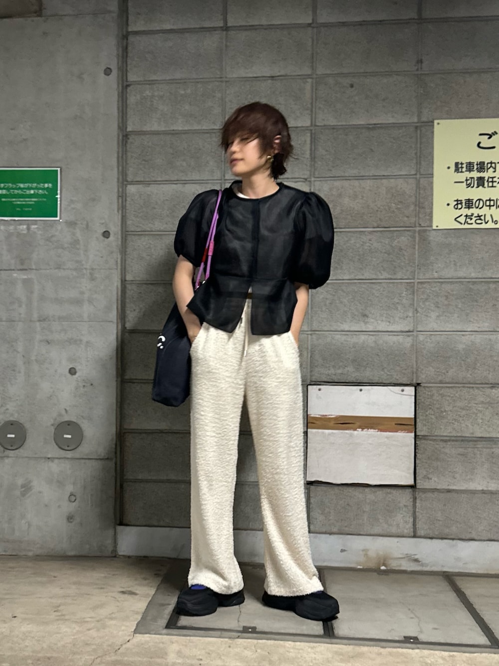 「A.P.C.、Topologie、セットアップ、スタイルミキサー、スタミキ、高橋愛、154cm、ZARA、僕のヒーローアカデミア、デク」｜「A.P.C.のTOTE A.P.C. TOPOLOGIE（トートバッグ、ブルー系）」を使った、高橋愛さん（レディース・154cm）の夏コーディネートの2枚目の写真