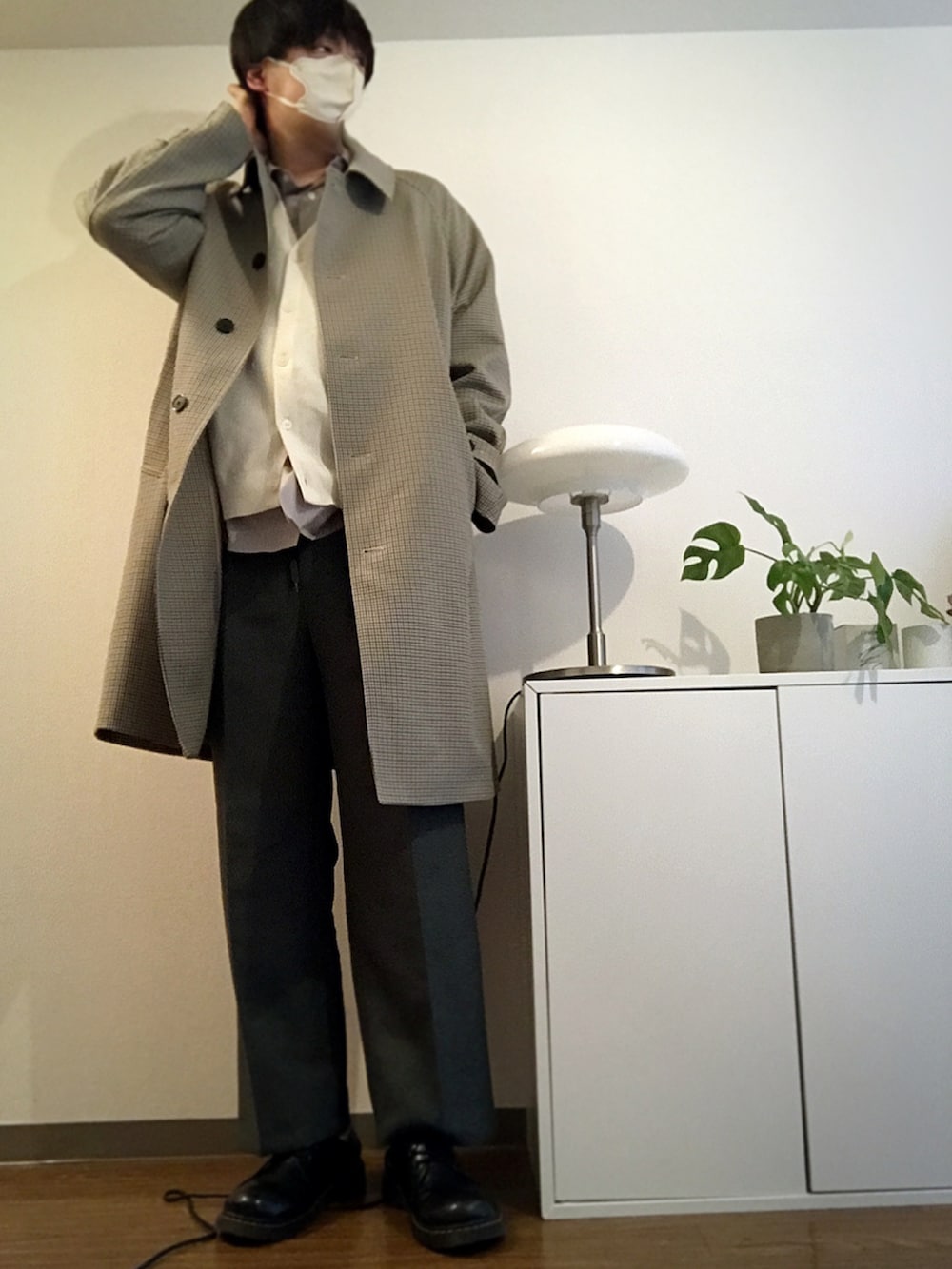 「GUのアイテム（チェスターコート、ベージュ系）」を使った、ゅ ぅ  さん（メンズ・180cm）の冬コーディネートの2枚目の写真