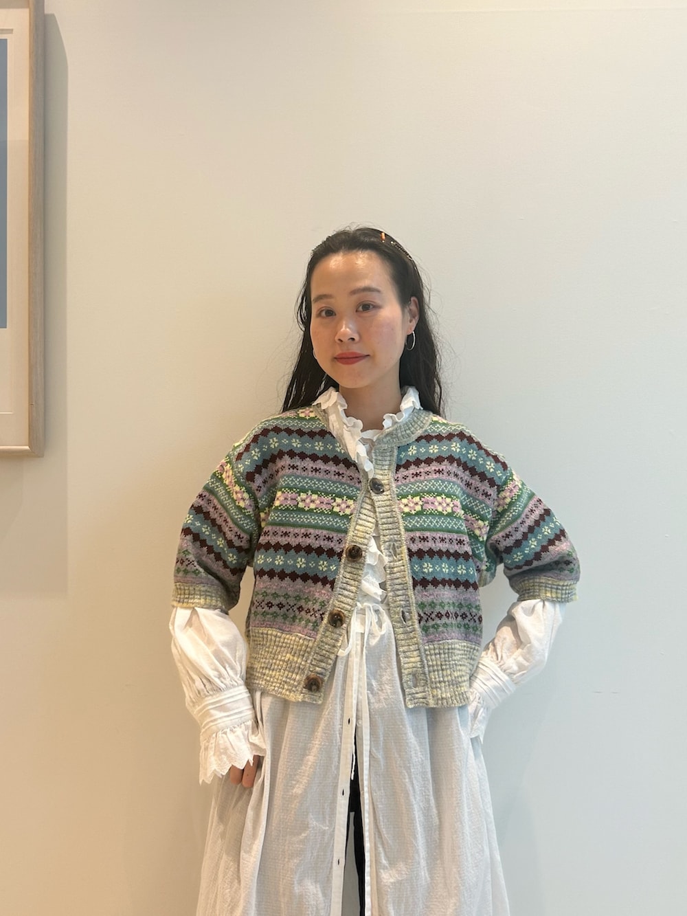 「フィッシングジャケット、ジャケット、ブルゾン、ニット、ワンピース、ワンピーススタイル、レイヤード、レイヤードスタイル、低身長、低身長コーデ、いいね、save、フォローお願いします🤑」｜「BEAMS BOYのシャンブレー ギャバ ショート フィッシング ジャケット（ミリタリージャケット、ベージュ系）」を使った、黒田 彩乃さん（骨格ストレート・レディース・153cm）の夏コーディネートの6枚目の写真