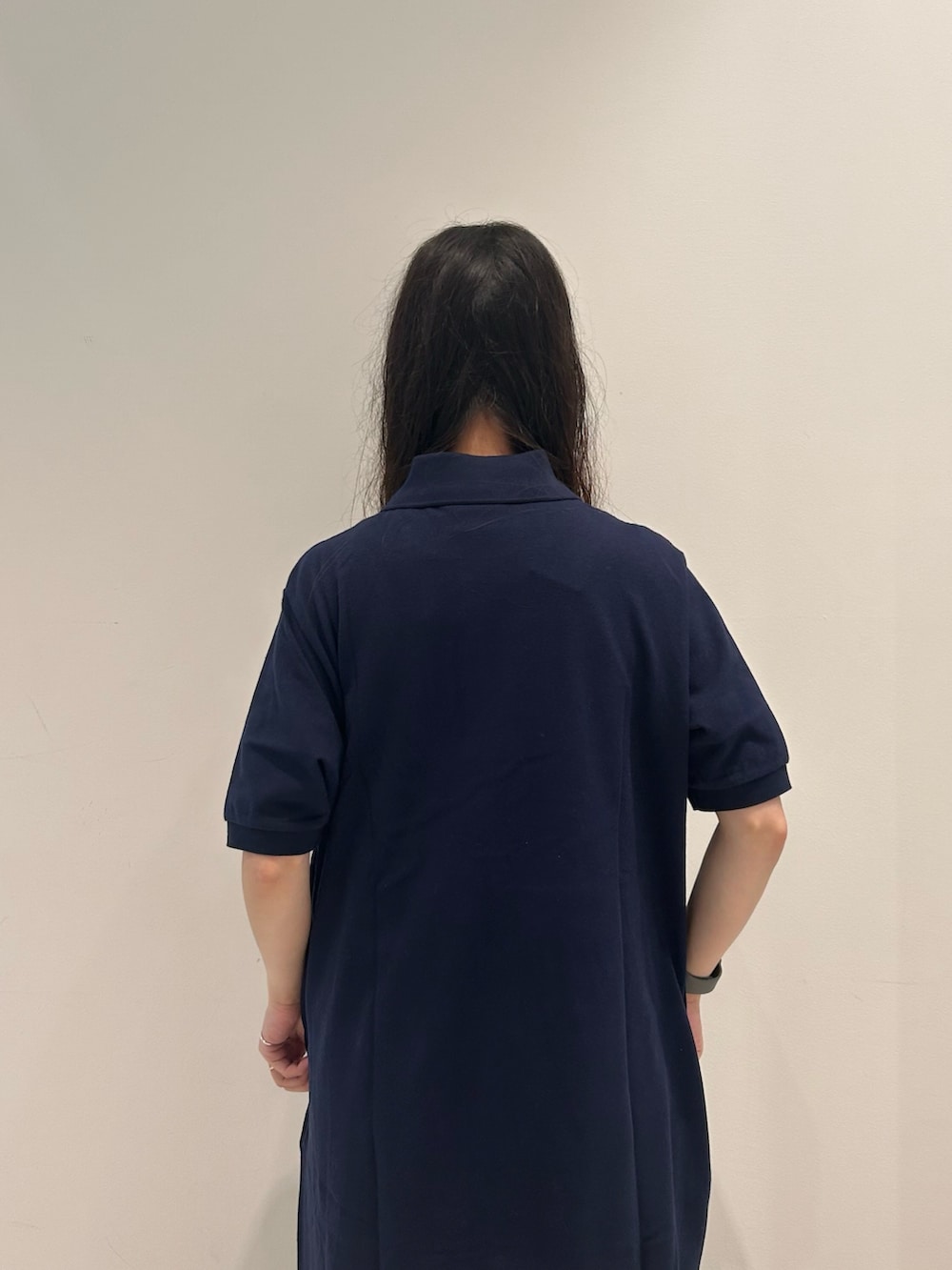 「アークテリクス、ワンピース、ワンピーススタイル、ラコステ、ラコステ(LACOSTE)、バックパック、バックパック/リュック、夏、夏コーデ、いいね、save、フォローお願いします🤑、低身長、低身長コーデ」｜「LACOSTEの【別注】LACOSTE / ロング ピケ ドレス（ワンピース、ブルー系）」を使った、黒田 彩乃さん（骨格ストレート・レディース・153cm）の春コーディネートの5枚目の写真