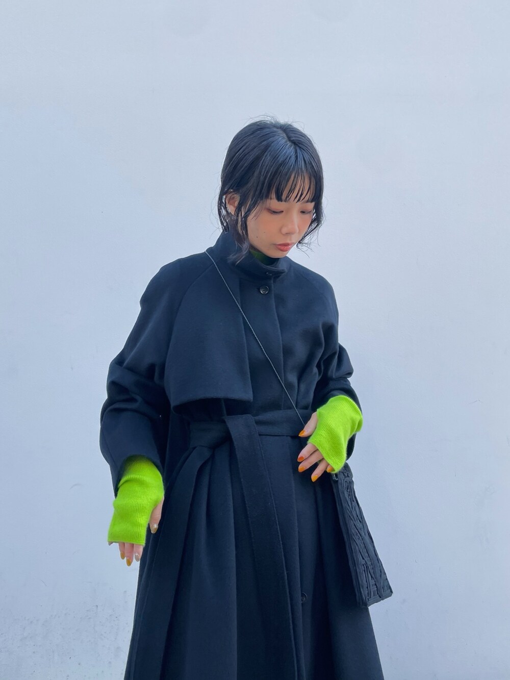 「dessin de mode、ウールコート、モードスタイル」｜「Dessin de Modeの【Dessin de mode/デッサンデモード】《STUDIOUS別注》スタンドカラーウールコート（その他アウター、ブラック系）」を使った、SHIHOさん（レディース・158cm）の冬コーディネートの3枚目の写真