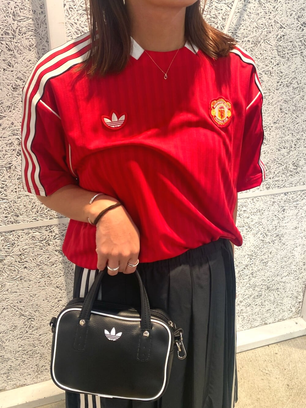 レア　adidas　アディダス　マンチェスターユナイテッド　スカート マンチェスター・ユナイテッド テラスアイコン ジャージー