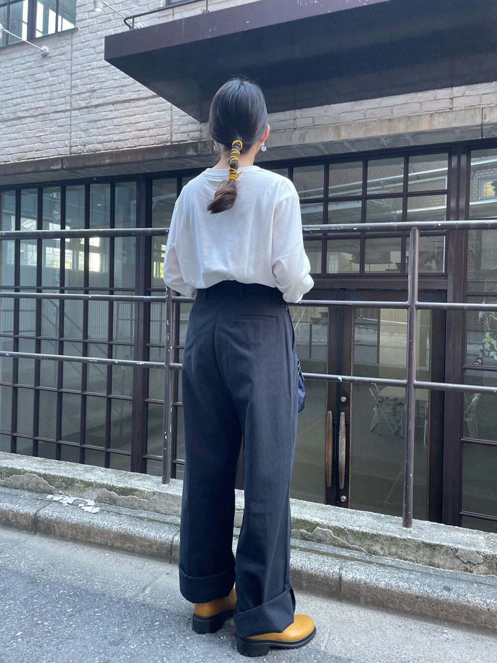 「カジュアルコーデ、おしゃれさんと繋がりたい、秋服準備はじめました、低身長、休日スタイル」｜「AIGLEのアイテム（Tシャツ/カットソー、ホワイト系）」を使った、RUNAさん（レディース・153cm）の夏コーディネートの2枚目の写真