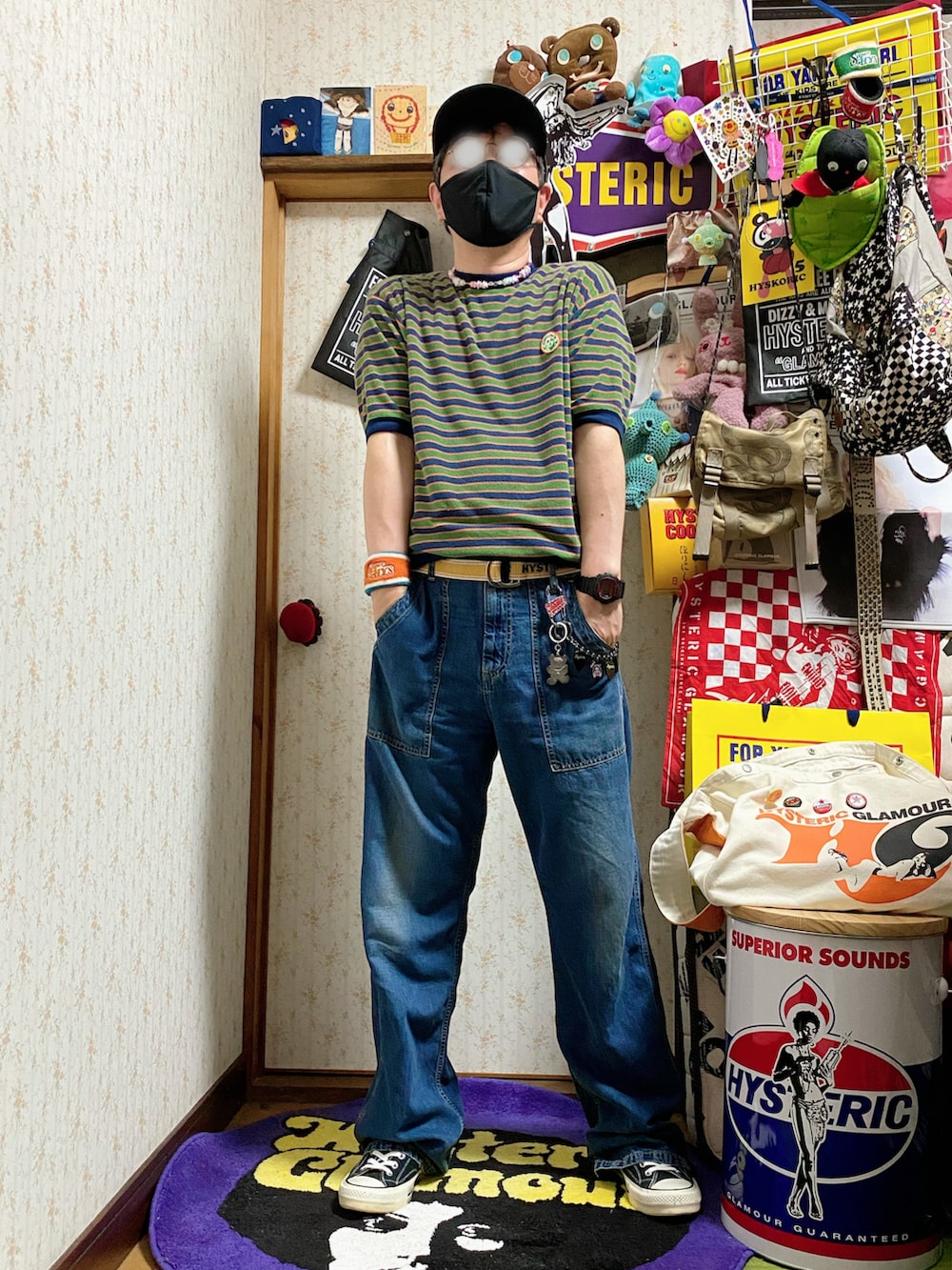 「ヒステリックグラマー、Hysteric Glamour、hysteric glamour、アメカジ、ベイカーパンツ、ワイドパンツ、キャップ、ストリート、ボーダー、パイル、夏コーデ、スニーカー、休日コーデ、シンプルスタイル、リラックススタイル」|「HYSTERIC GLAMOURのベイカーデニムパンツ(デニムパンツ、ブルー系)」を使った、majxjamさん(メンズ・172cm)の夏コーディネートの3枚目の写真