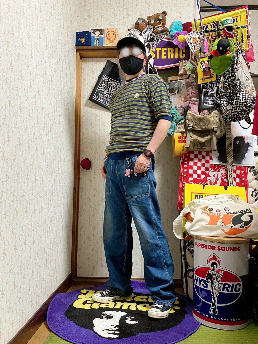 「ヒステリックグラマー、Hysteric Glamour、hysteric glamour、アメカジ、ベイカーパンツ、ワイドパンツ、キャップ、ストリート、ボーダー、パイル、夏コーデ、スニーカー、休日コーデ、シンプルスタイル、リラックススタイル」|「HYSTERIC GLAMOURのベイカーデニムパンツ(デニムパンツ、ブルー系)」を使った、majxjamさん(メンズ・172cm)の夏コーディネートの4枚目の写真
