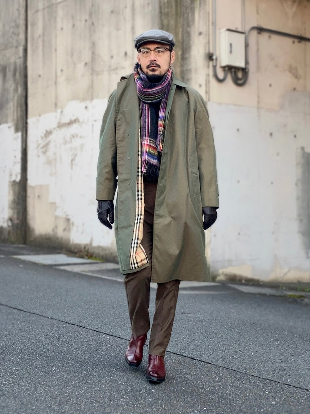 BURBERRY◇着用回数少なめのステンカラーコート◆白タグ♡フォロ割-¥200 BURBERRYのステンカラーコートを使った人気ファッションコーディネート