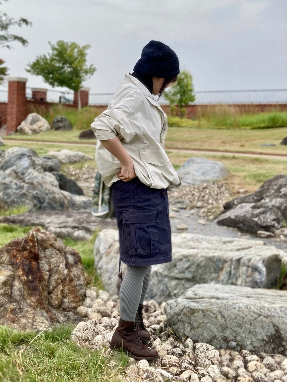 「フリマ、販売中、Antgauge、スカート×ブーツ」｜「BACK NUMBERの【BACK NUMBER】ビッグシルエットミリタリーアウター（ミリタリージャケット、ホワイト系）」を使った、koppaさん（レディース・153cm）の秋コーディネートの3枚目の写真