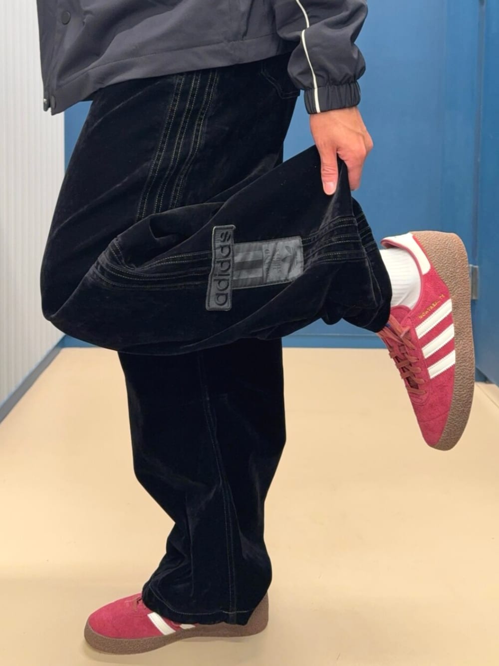 専用　即完売品 Adidas モントリオール デニム 着画あり 専用 即完売品 Adidas モントリオール デニム 着画あり 専用 即完売品