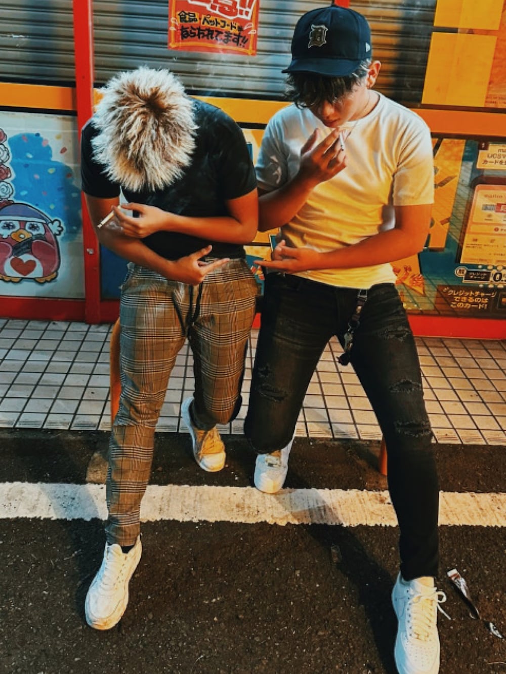 yutoyutoyutoyutoyto｜AVIREXのTシャツ/カットソーを使った