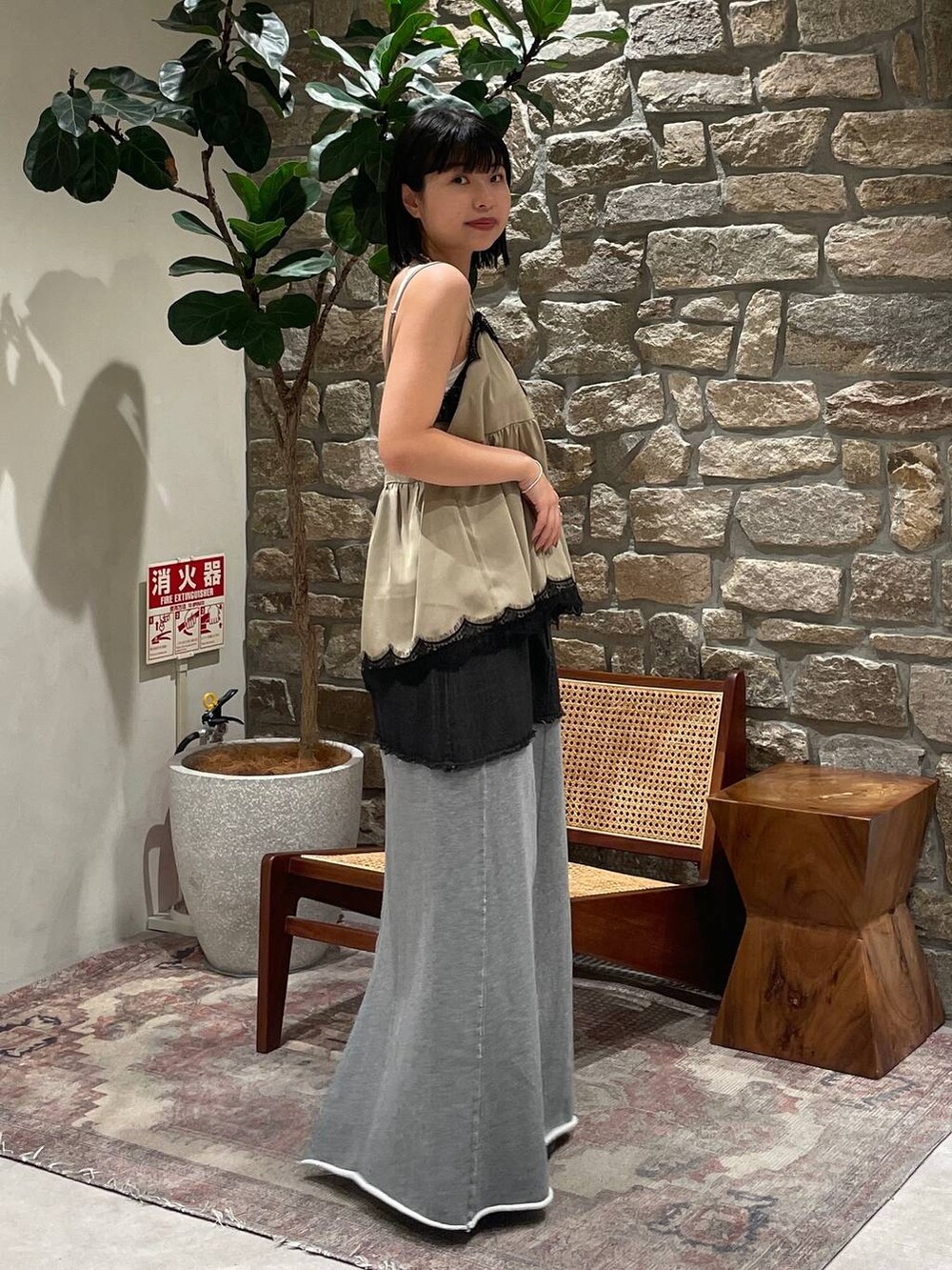 「BAYFLOW、EF_、きれいめ、キャミソール、夏コーデ、スカート」｜「BAYFLOWの【EF(エフ)】レースキャミソール（WOMEN）（キャミソール、ベージュ系）」を使った、mimorin_bfさん（レディース・158cm）の夏コーディネートの2枚目の写真