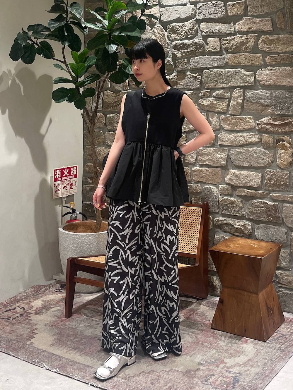 「BAYFLOW、春コーデ、夏コーデ、きれいめ」｜「BAYFLOWのダブルリボンサンダル（サンダル、シルバー系）」を使った、mimorin_bfさん（レディース・158cm）の春コーディネートの2枚目の写真
