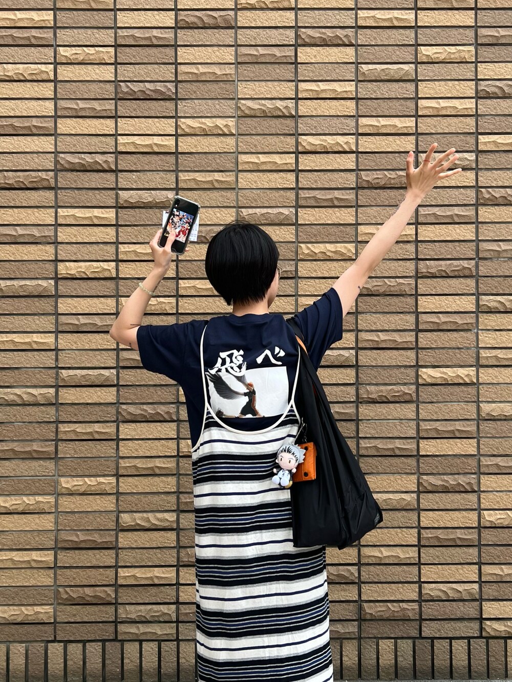 「TAIPEI、ハイキュー‼︎」｜「UNIQLOのアイテム（Tシャツ/カットソー、ブルー系）」を使った、Zさん（レディース・161cm）の春コーディネートの2枚目の写真