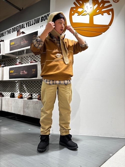tbl4375(Timberland なんばパークス)｜Timberlandのスウェットを