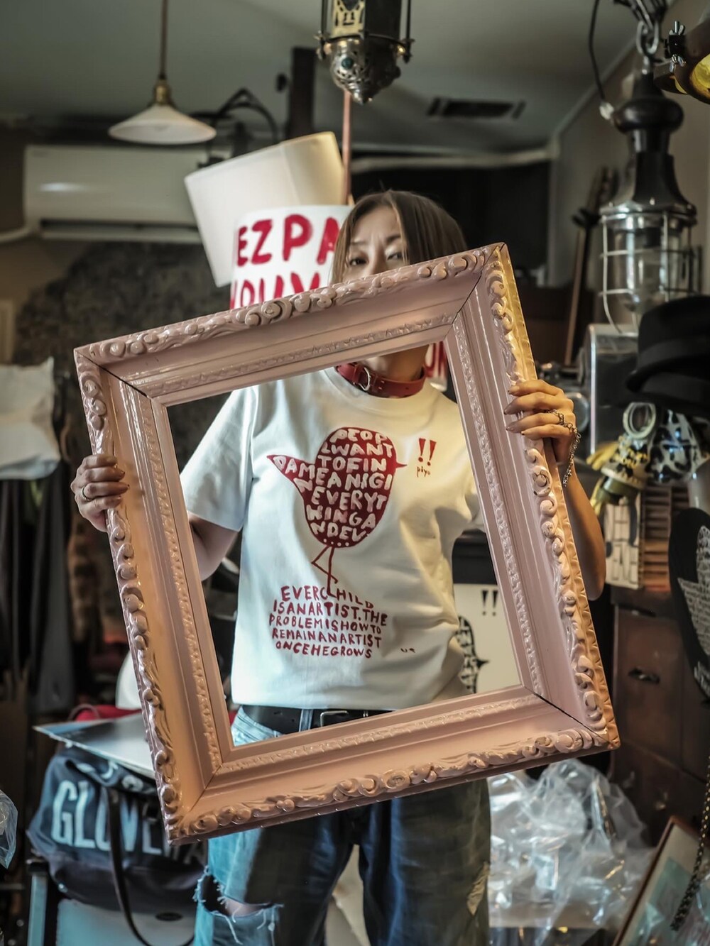 「夏だ！Tシャツ着よう！、オトナカジュアル、graffiti、Tシャツ」｜「AKILLER & COOSINZのアイテム（Tシャツ/カットソー、ホワイト系）」を使った、樋口コウシンさん（レディース・162cm）の夏コーディネートの3枚目の写真
