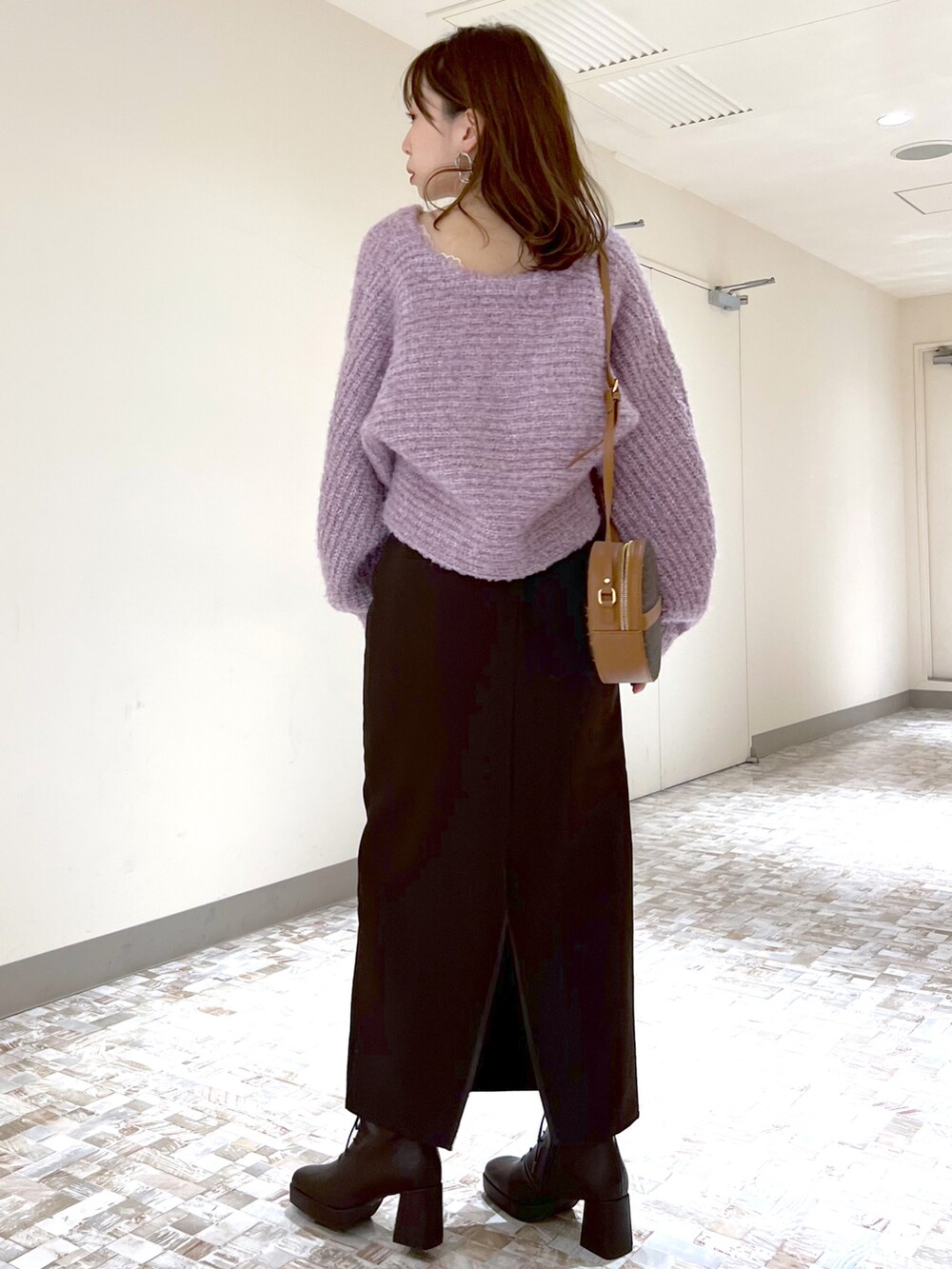 ハイウエストパイピングスリットナロースカート 260437を使った