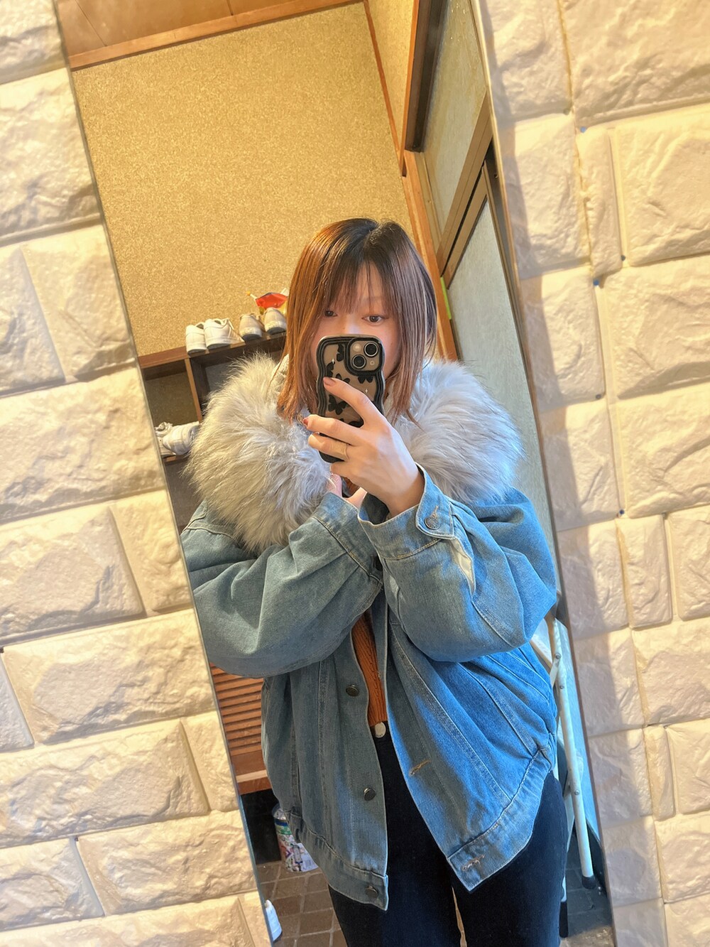 「今日のコーデ、冬コーデ、デニムジャケット、お洒落さんとつながりたい、古着、古着コーデ、古着好きな人と繋がりたい」｜「no brandのアイテム（デニムジャケット、ブルー系）」を使った、HITOMI61さん（レディース・157cm）の冬コーディネートの2枚目の写真