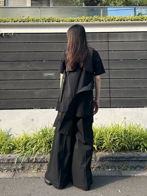 マークアンドロナ コードシリーズ 2023年モデル アシンメトリースカート マークアンドロナ コードシリーズ 2023年モデル アシンメトリー