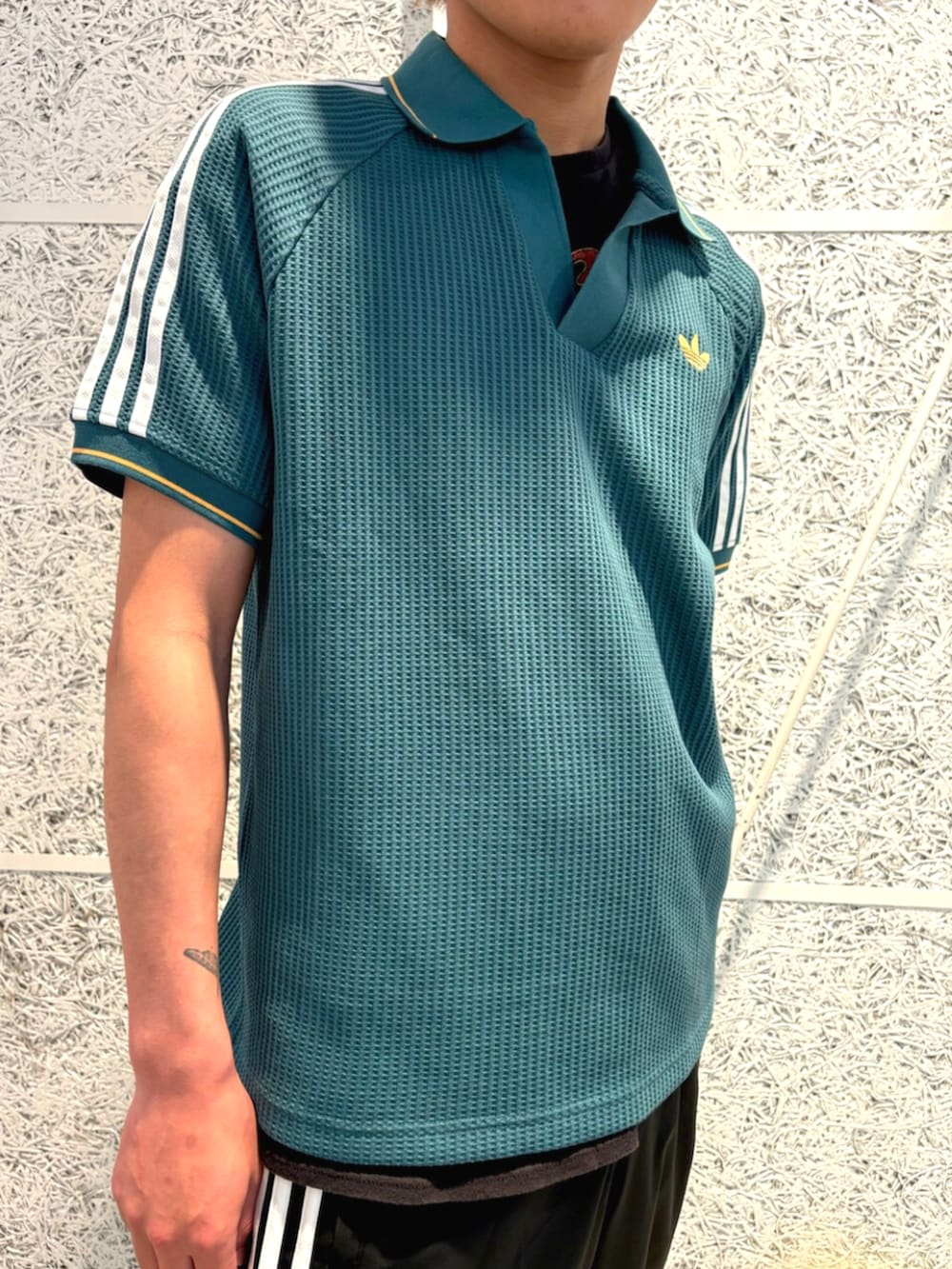 ポロロ アディダス オリジナルス ワッフル ニット ポロシャツ、アディ