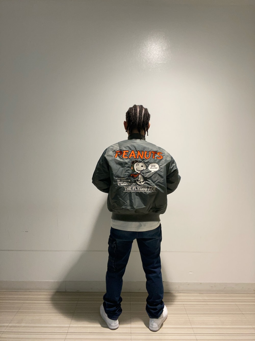 「秋服、休日スタイル、シンプルコーデ、おでかけコーデ、秋服準備はじめました、服好きな人と繋がりたい、秋冬コーデ、AVIREX、ootd、ファッションの力を信じよう」｜「AVIREXのアイテム（MA-1、グリーン系）」を使った、kaiさん（メンズ・165cm）の秋コーディネートの2枚目の写真