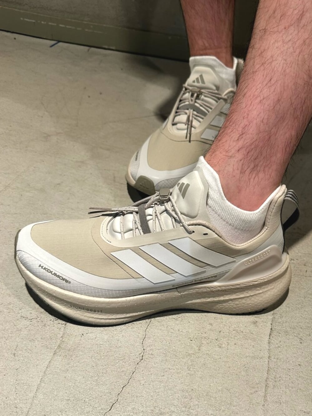 FURYエルマノス コウモリ H.KOUMORI ULTRABOOST 5 H. Koumori x Adidas Ultraboost 5 Review& On foot - YouTube