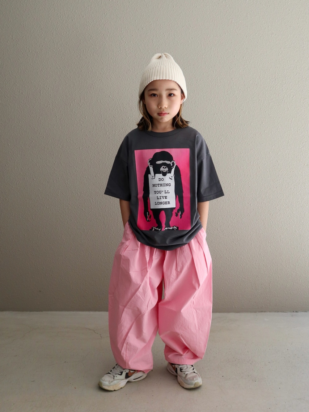 cononᐝさんの「【BRANDALISED×MARKEY’S】プリントTee（BRANDALISED）」を使ったコーディネートの4枚目の写真