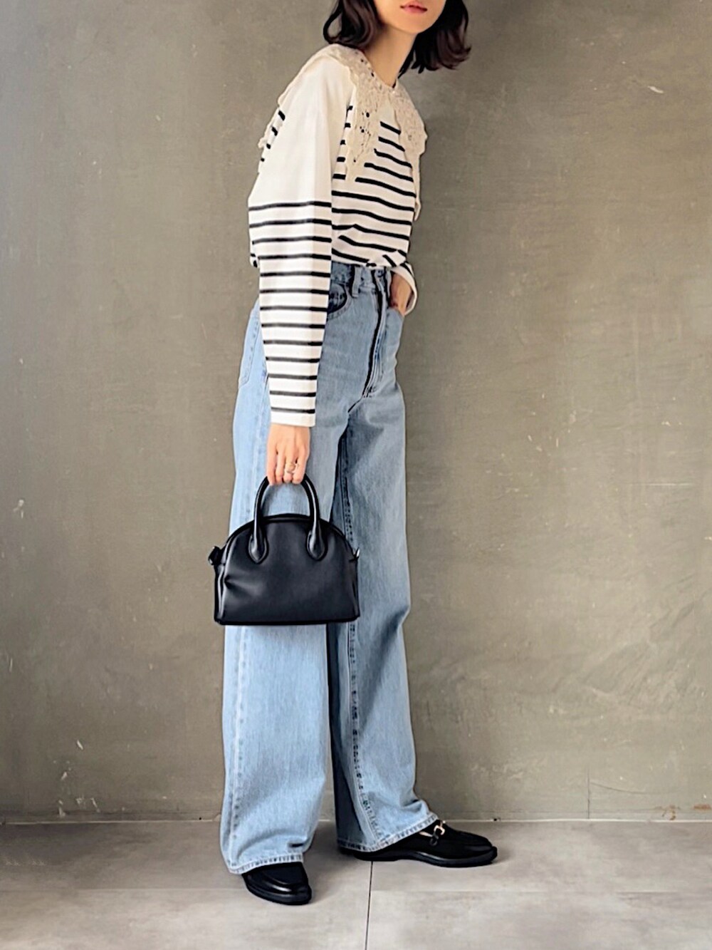 「ANGIE VINTAGE、ボーダー、ボーダートップス、ローファー、つけ襟、デニム、GU、ショルダーバッグ、春コーデ、カジュアルコーデ、高身長女子、休日スタイル、おしゃれさんと繋がりたい」｜「ANGIEのパネルボーダー ボートネック ロンT（Tシャツ/カットソー、ブラック系）」を使った、micoronさん（レディース・167cm）の冬コーディネートの2枚目の写真